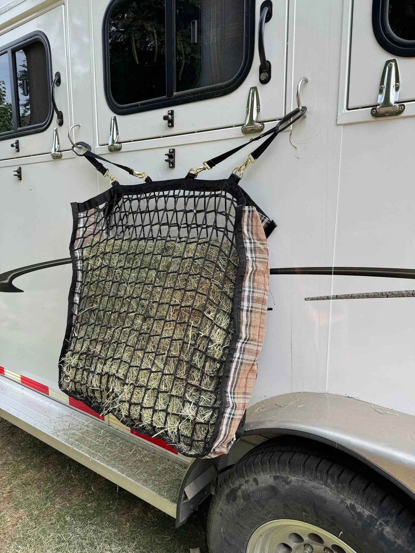 Slow Feed Hay Bag - 4 Flake Capacity